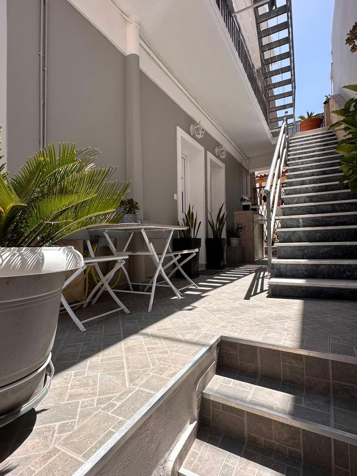 Aiginetan Apartments Aegina エクステリア 写真